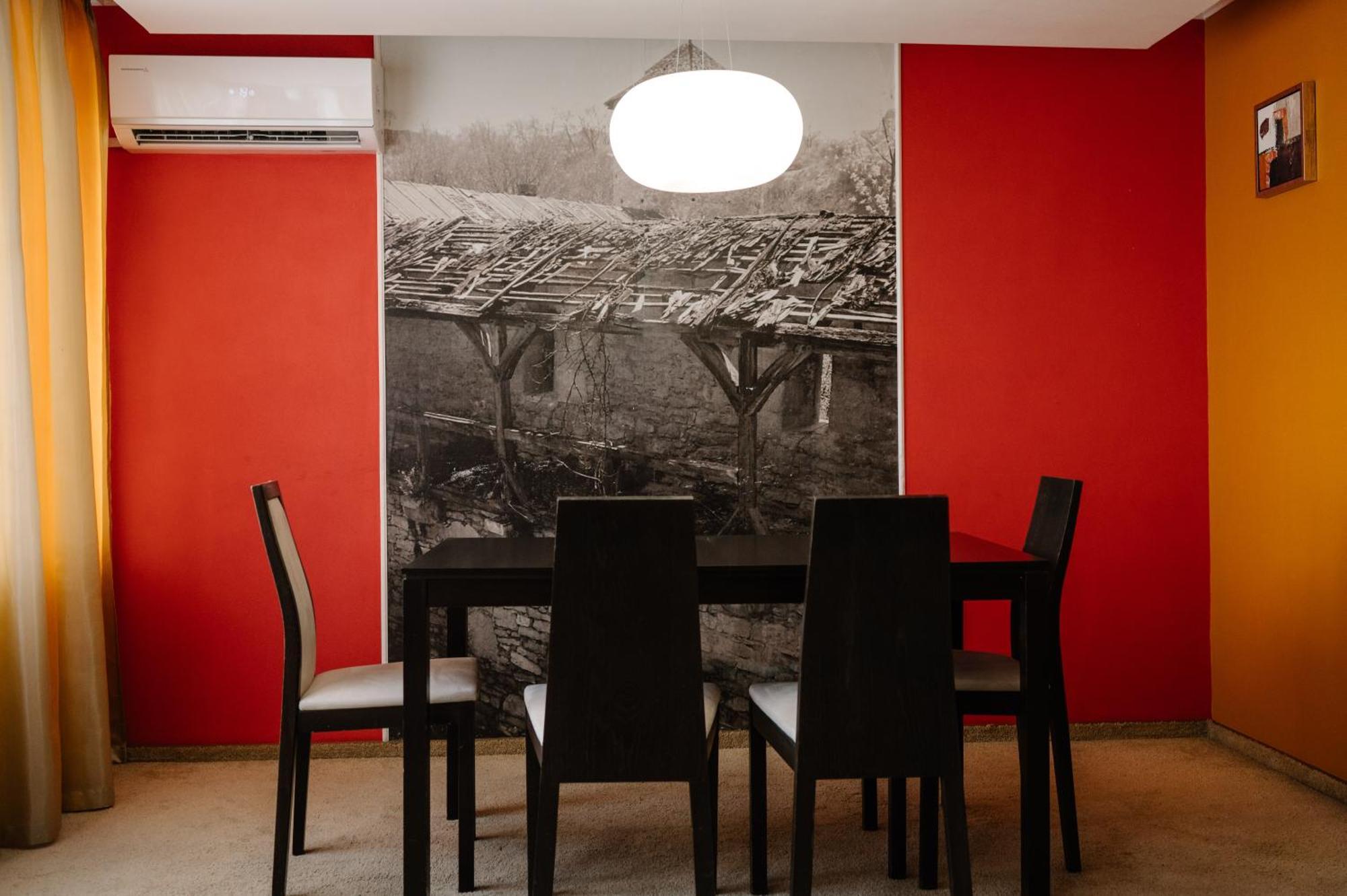 7 Days Hotel Kamyanets-Podilskyi Eksteriør bilde